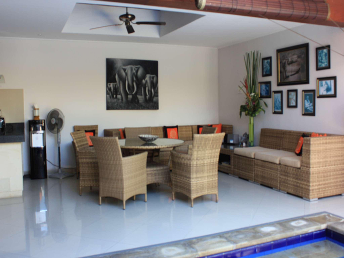 Public Area, Taman Kesari Villas, Denpasar