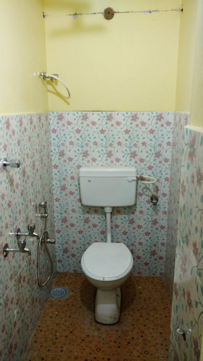 Bedroom 5, Raghavi Tourist Home, Kanniyakumari