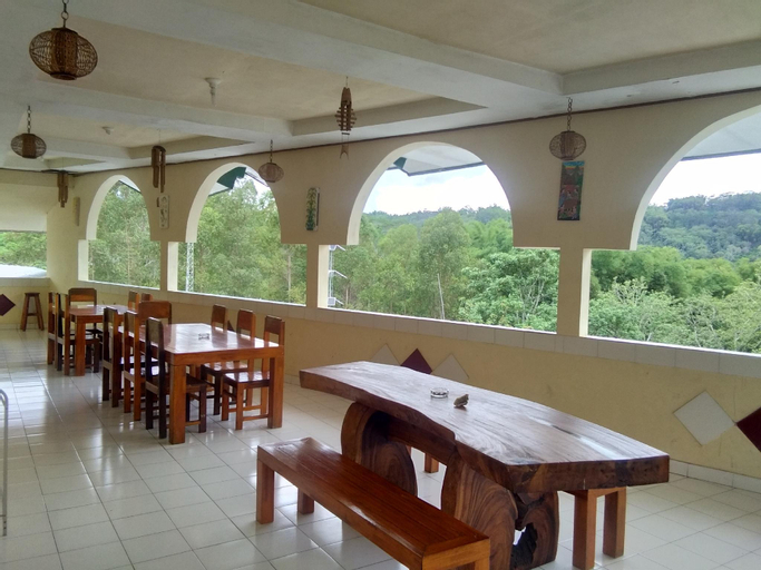 Food & Drinks, Silverin Resto and Hotel Bajawa, Ngada