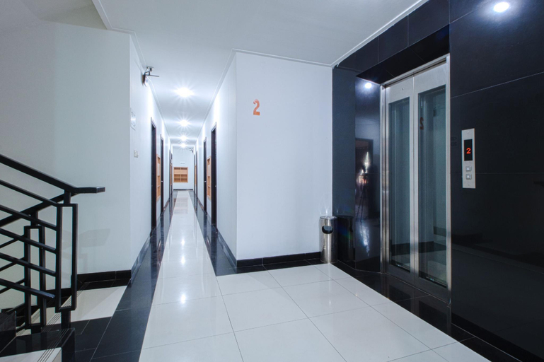 Public Area 2, DENZ Express Sawah Besar, Central Jakarta