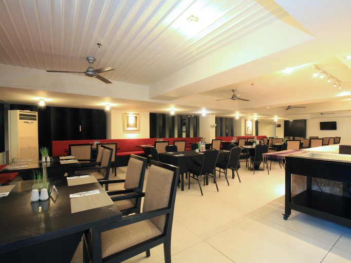 Food & Drinks 3, Kuta Reef Apartments, Badung