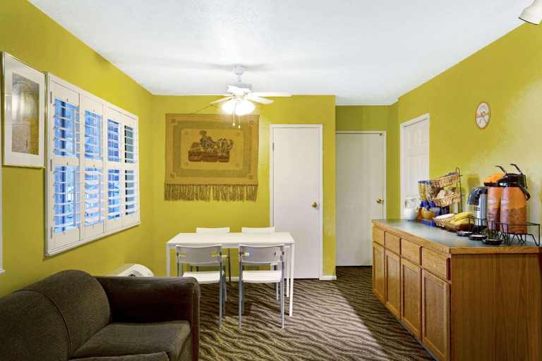 Others 5, Howard Johnson by Wyndham South Lake Tahoe, El Dorado