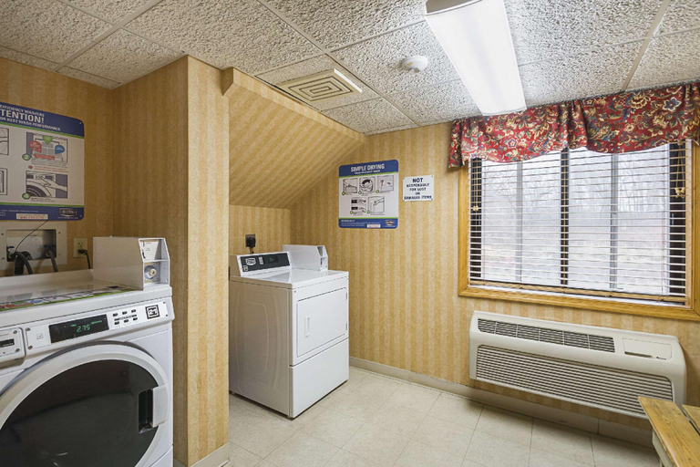 Bathroom 4, Quality Inn & Suites Harrington, Kent