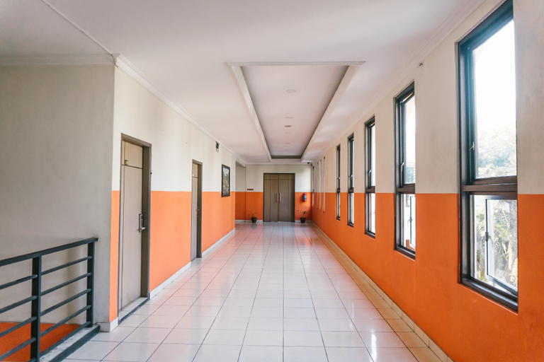 Public Area 2, Votel Grand Hotel Tulungagung By Azana, Tulungagung