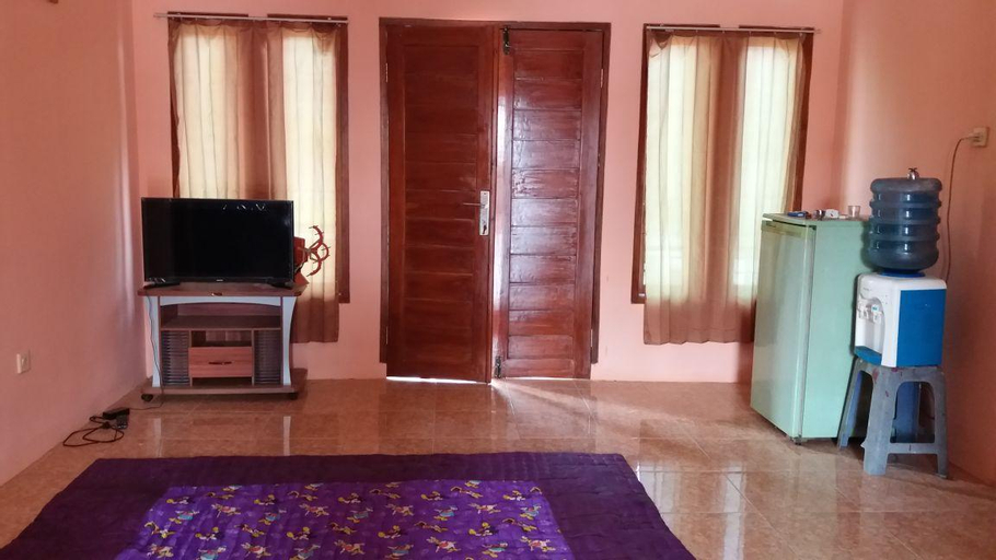 Others, Villa Cempaka, Garut