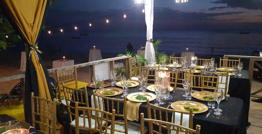 Food & Drinks 5, Firefly Beach Cottages