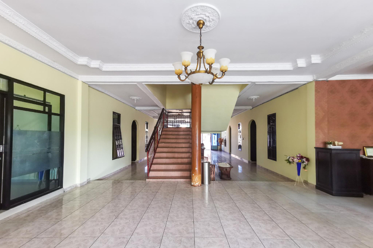 Public Area 4, OYO 3692 Hotel Akbar, Bontang