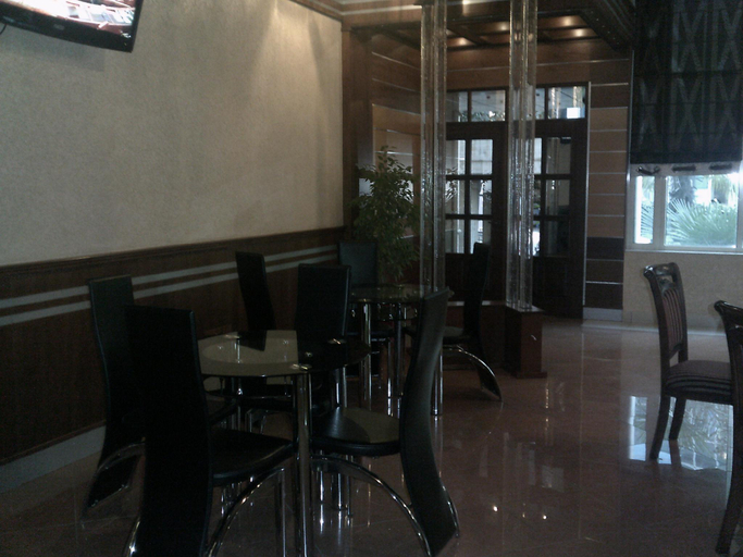 Others 4, International Hotel, Fierit