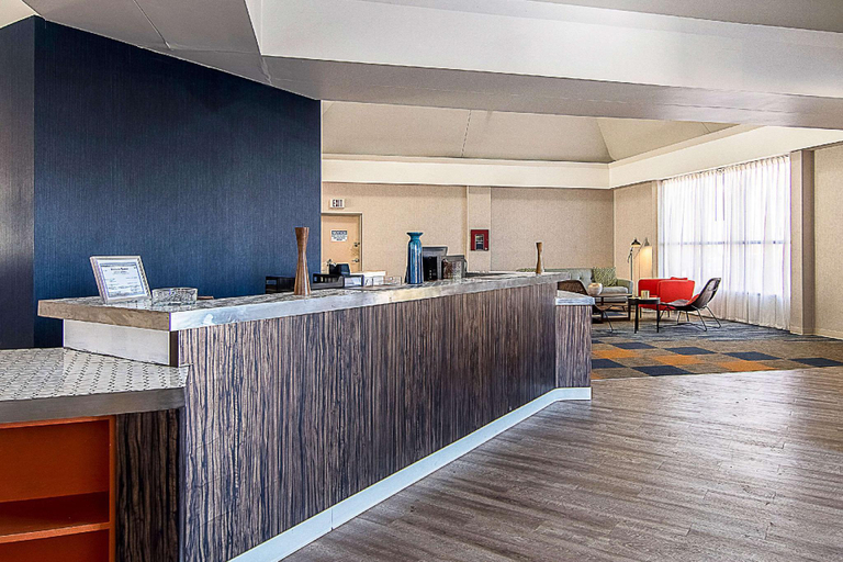 Public Area 2, Econo Lodge, Sumter