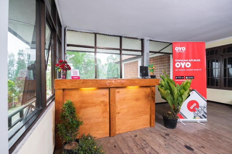 Others 3, OYO 1852 Intan Bromo Homestay, Probolinggo