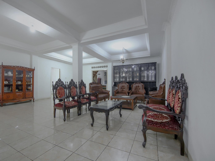 Public Area 1, OYO 3242 Penginapan Saa'ada Syariah, Pagar Alam