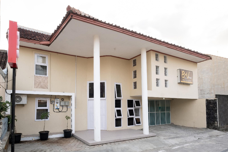 Exterior & Views 1, OYO 2173 Bnv House Babarsari, Sleman