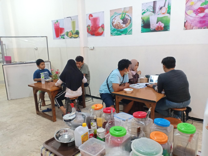 Food & Drinks 5, Central City Family Residence, Surabaya