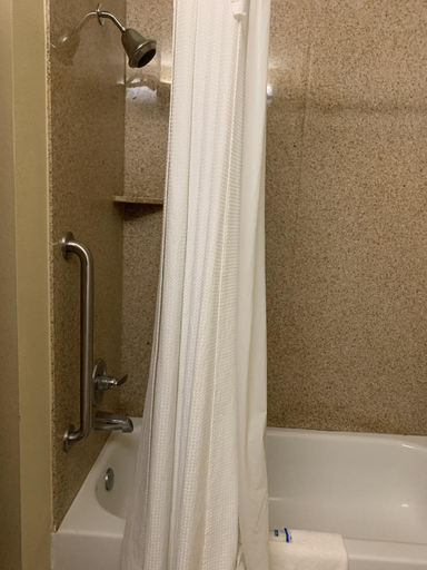 Bathroom, Rodeway Inn & Suites Winnfield, Winn