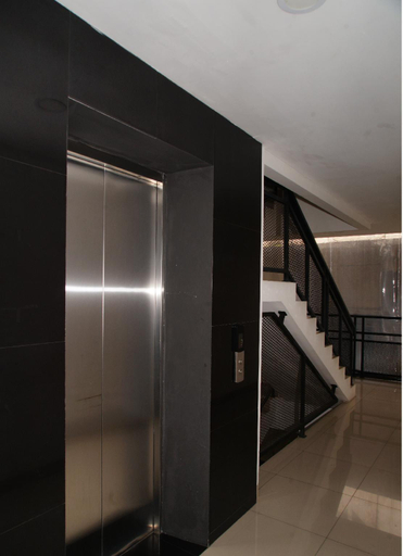 Others 2, Residence T63, Jakarta Barat