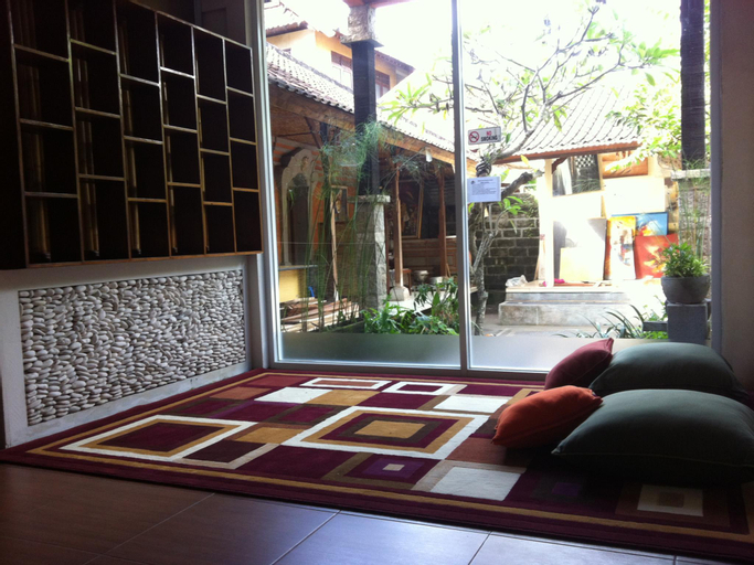 Others 5, Dewa Hostel, Gianyar
