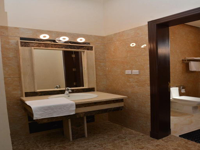 Bathroom 4, Arto Aparthotel, Riyadh