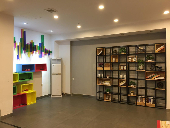 Public Area 2, 7Days Inn Shenzhen Longgang Nanlian Metro Station Branch, Shenzhen