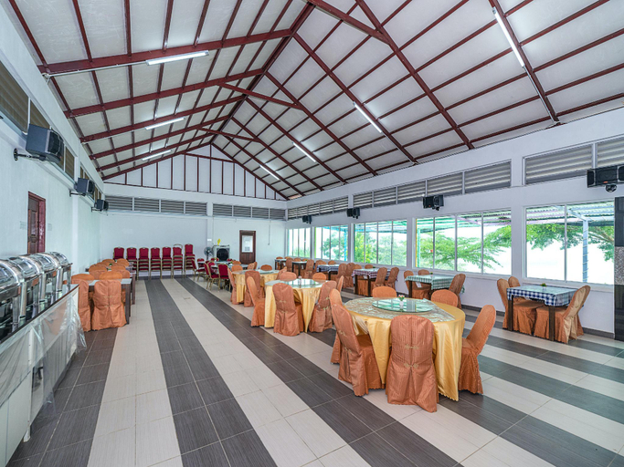 Public Area 2, Dreamland Beach Holiday, Kudat