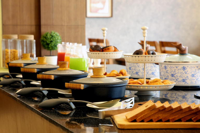 Food & Drinks 5, Sidra Pristine Hotel & Portico Halls Kochi, Ernakulam