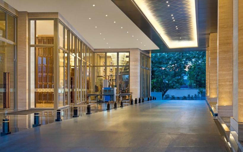 Hotel Tentrem Semarang - Public Area