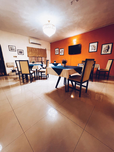 Public Area 3, Indigo, Eti-Osa