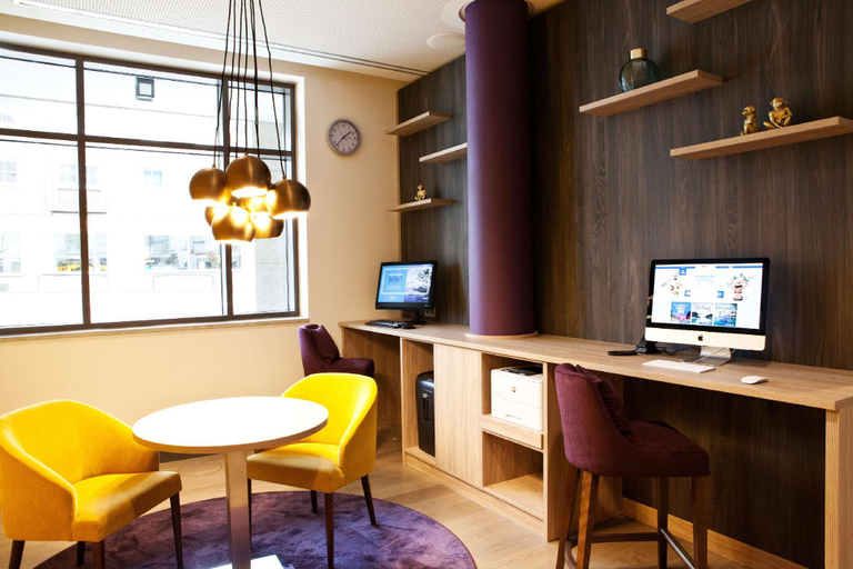 Public Area 2, Hampton by Hilton Dortmund Phoenix See, Dortmund