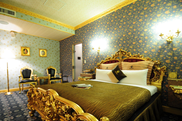 Bedroom 4, KOF Hotel, Taipei City