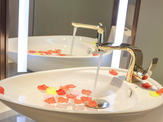Bathroom 4, Lavande Hotels·Jinkai Avenue Aegean Shopping Mall, Chongqing