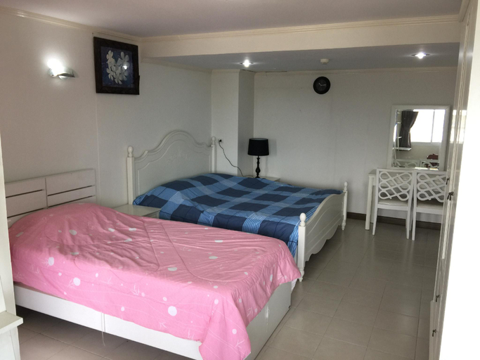1, Bangyai Inn, Bang Bua Thong