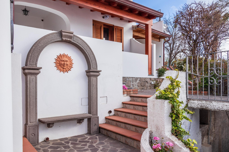 Exterior & Views, Hotel Residence La Villetta, Messina