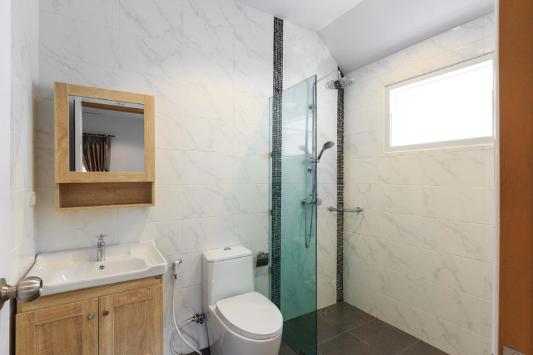 Bathroom 5, Gala Villa /w Private Pool, Sauna, Snooker, BBQ, Pattaya