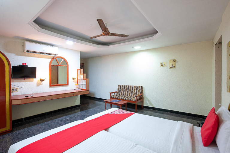 Bedroom 5, Hotel O Sudha Inn, Chennai