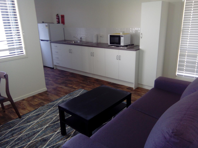 Others 3, WONDAI ACCOMMODATION UNITS AND VILLAS, Wondai