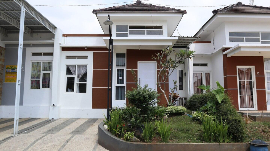 Others 3, Batu Villas, Malang