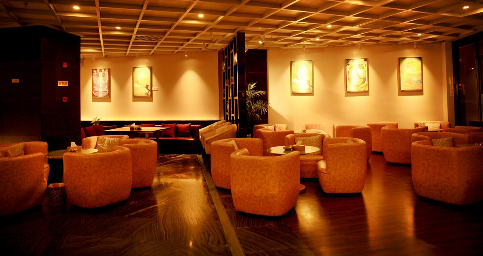 Zmax Nanjing Ningbo Yuyao Fengshan Road, Ningbo