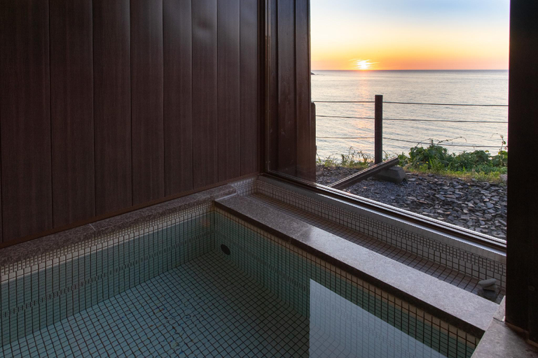 Bathroom 3, Nagomian SORAtoUMI, Kyōtango