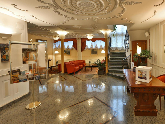 Public Area 3, Hotel Plaza Pescara, Pescara