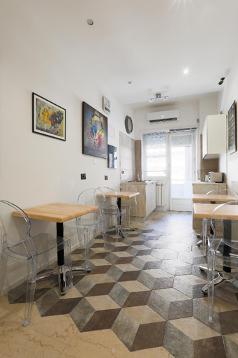 Public Area, DaVinci Relais, Rome