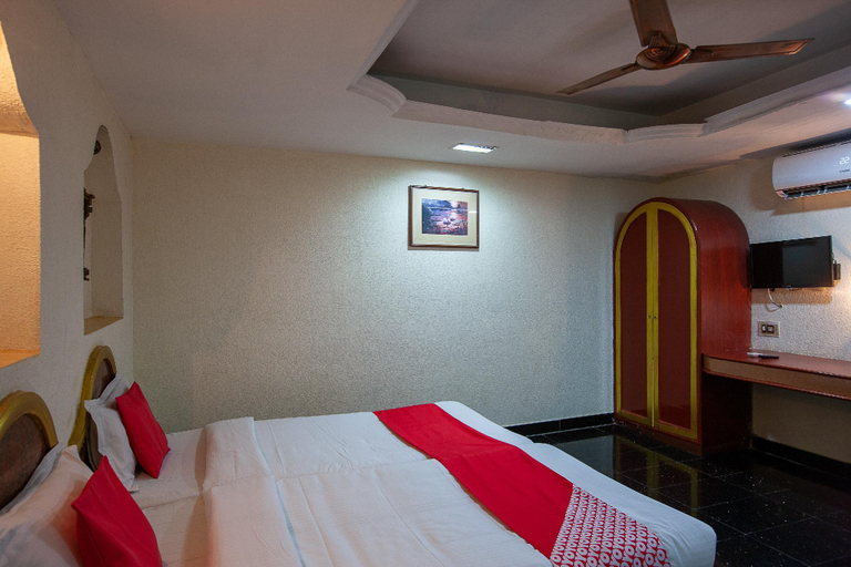 Bedroom 2, Hotel O Sudha Inn, Chennai