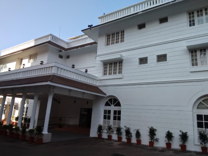 Exterior & Views 1, Hotel Luciya Palace, Thrissur
