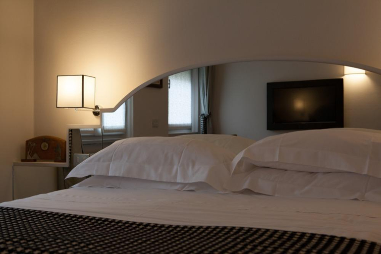 Bedroom 3, Verdi apartments, Florence