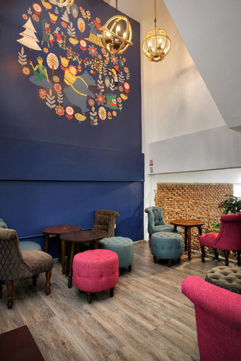 Food & Drinks 5, Hide and Seek Boutique Hometel, Khlong Toey
