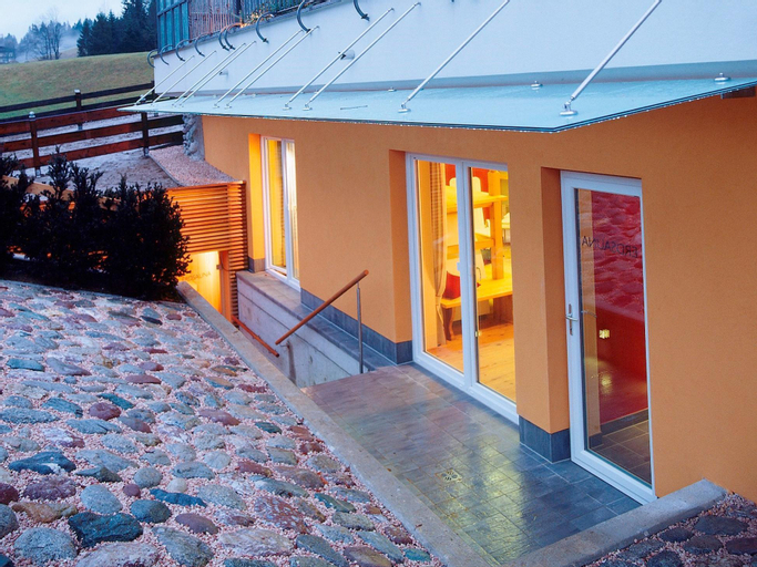 Public Area 2, Hotel Mariasteinerhof, Kufstein