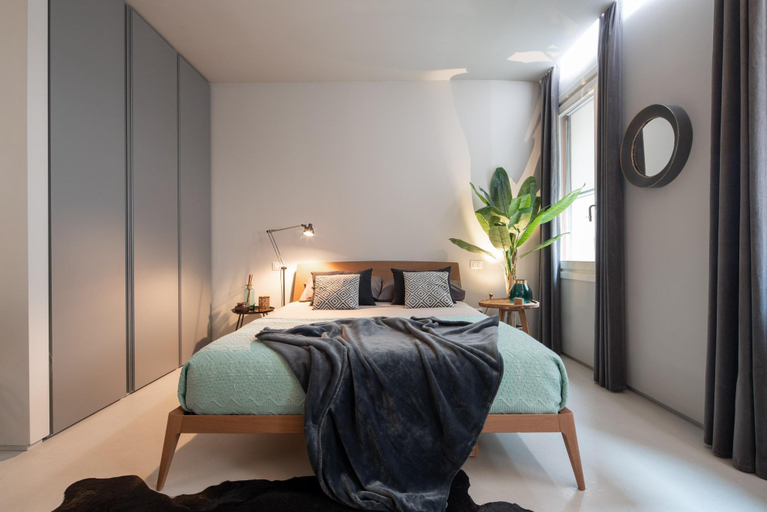 Others 5, Officine Cavour Apartment, Padua