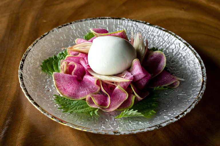 Food & Drinks 30