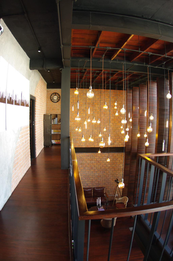 Public Area 3, The LOCAL Ari - Hostel, Phaya Thai