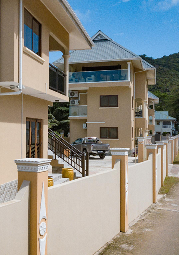 Others 5, Stone Self Catering Apartment