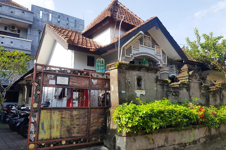 SPOT ON 90365 Rumah Kost Alor, Denpasar
