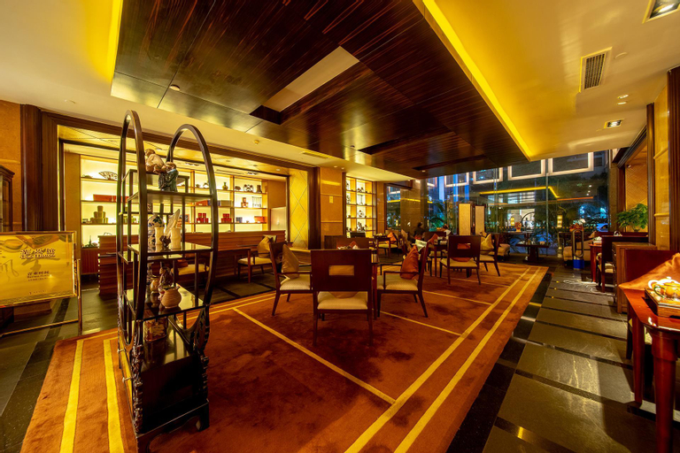 Food & Drinks 14